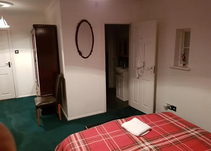 Oyo Guest House Ellipse