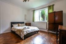 Oyo Guest House Ellipse Hotel Whetstone
